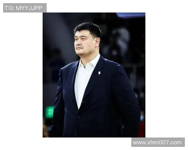 姚明伤势对比分析及其对职业生涯的影响与恢复进程探讨